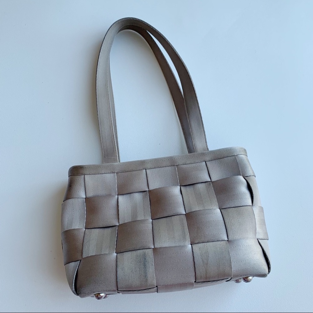 Harvey's Original Seatbelt Tote Bag Purse Tan Champagne Color Medium Size